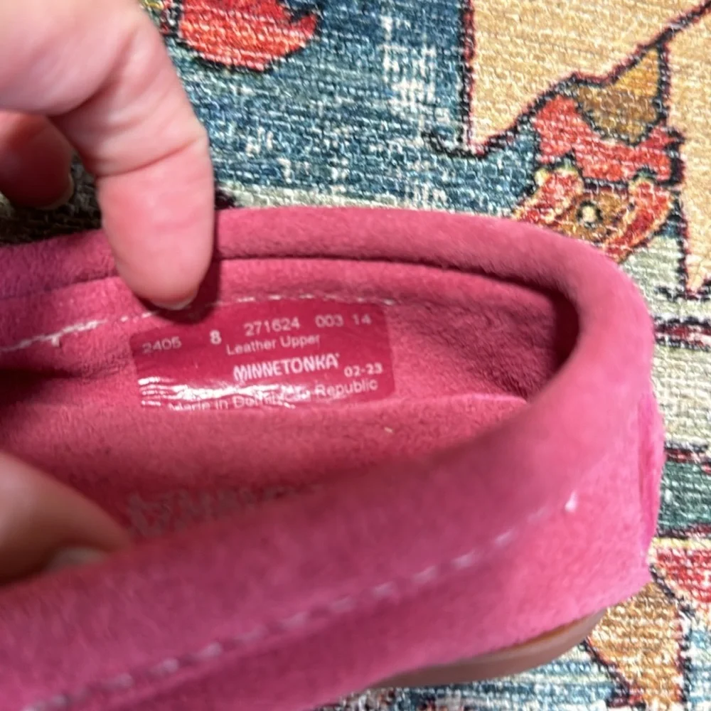 Minnetonka Moccasins Toddler Girl Kilty Pink Sz 8 Pink EUC